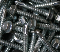 TEK SCREW C/W WASHER (x100)